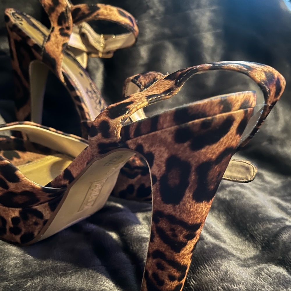 Heels - Picture 6 of 8
